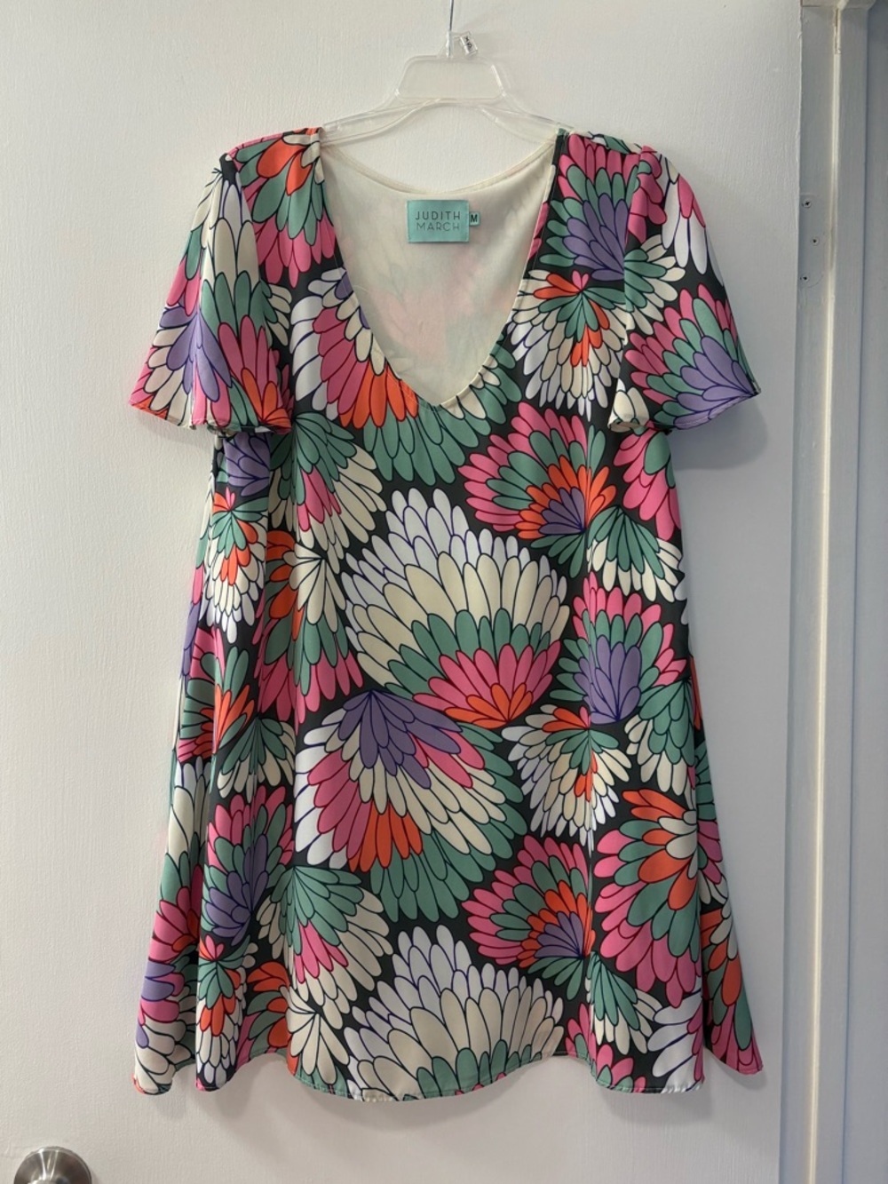 Judith March Short Flutter Sleeve Palm Shift Mini Dress  Women’s Size Medium